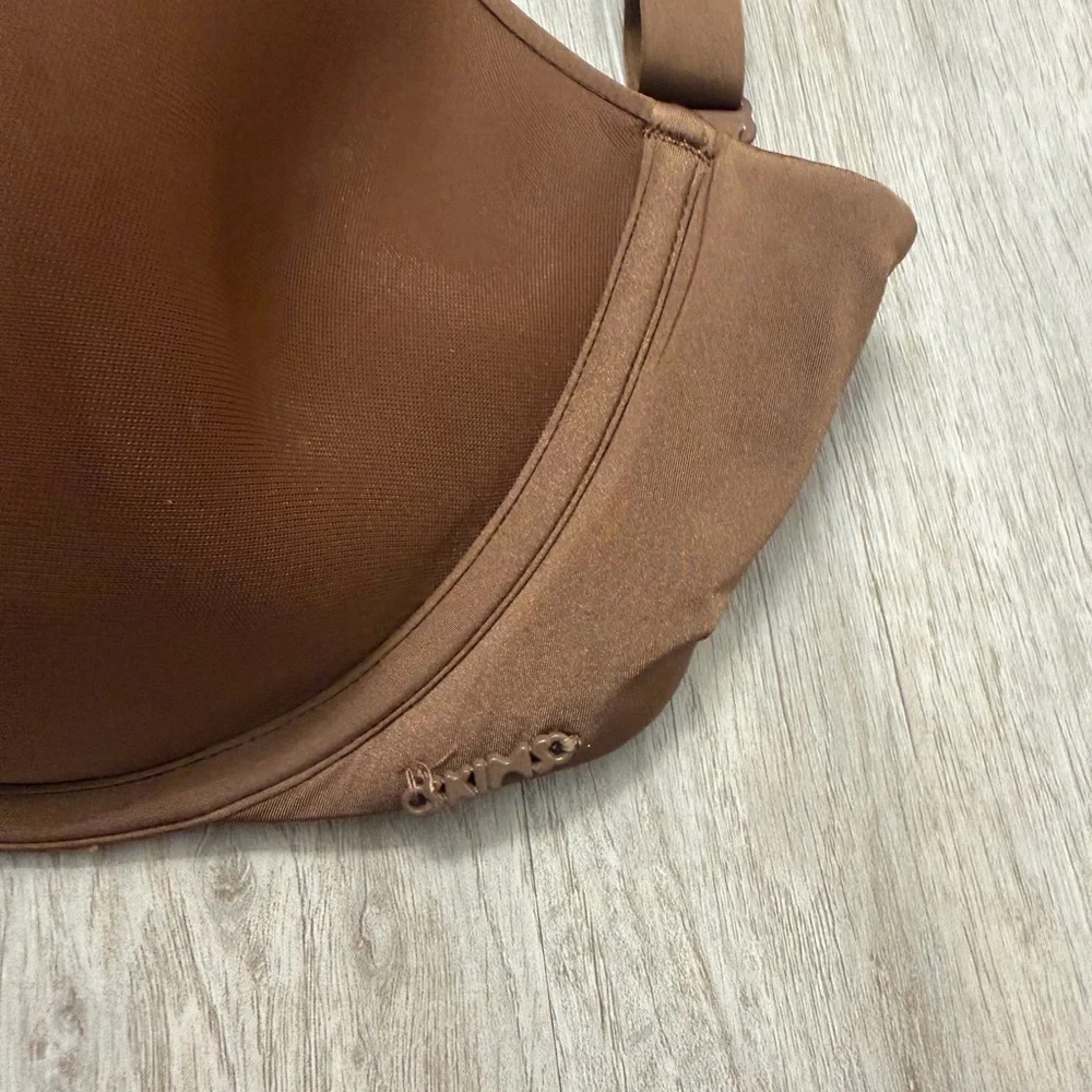 SKIMS Tan Women's Bra - Picture 2 of 4